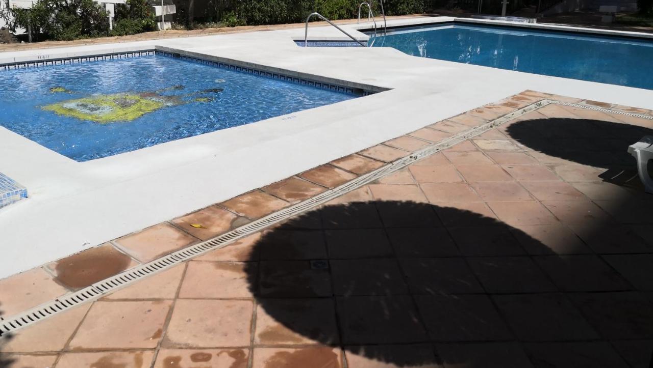Skol 115A By Completely Marbella Apartment Luaran gambar